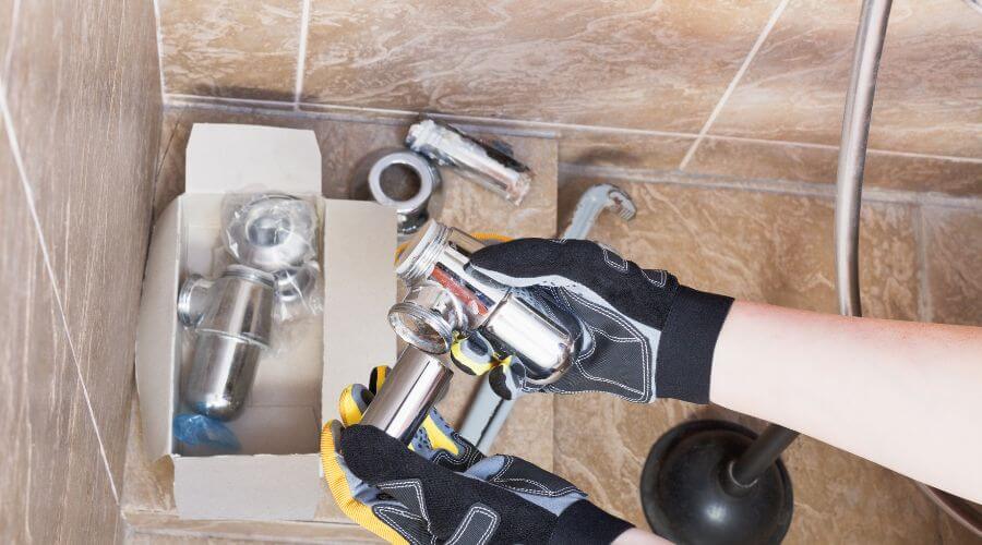 Expert Emergency Roof Repairs services in Clintonville, PA